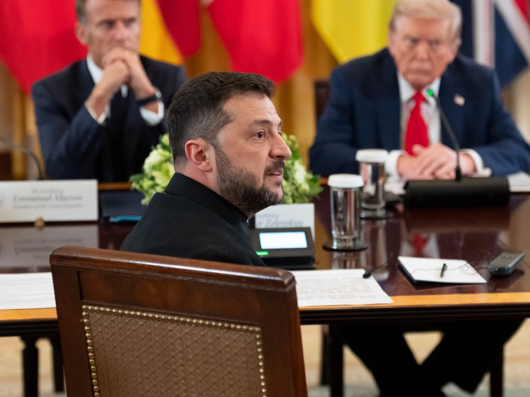 "Stracił panowanie nad sobą". Media o znamiennej reakcji Zełenskiego po spotkaniu z Trumpem