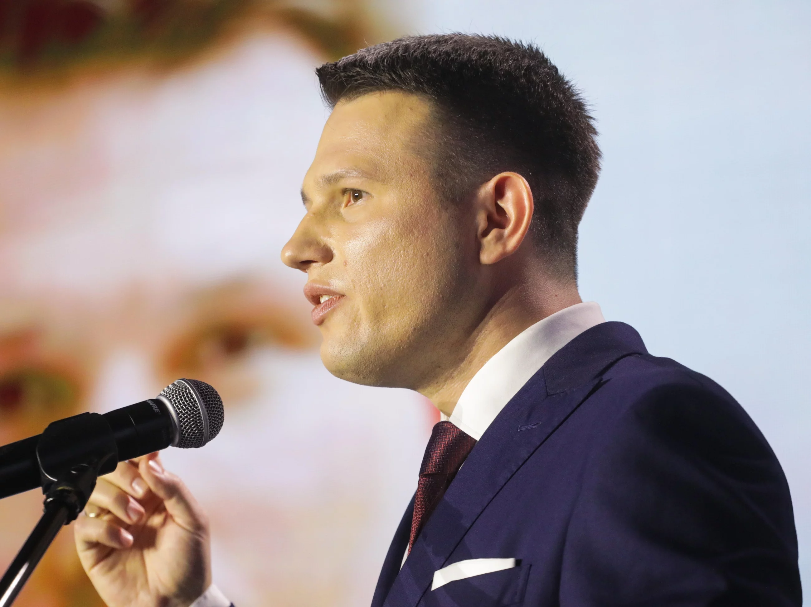 "Żadnej z tych rzeczy koalicja przegrywów nie zrobiła". Mentzen uderza w rząd