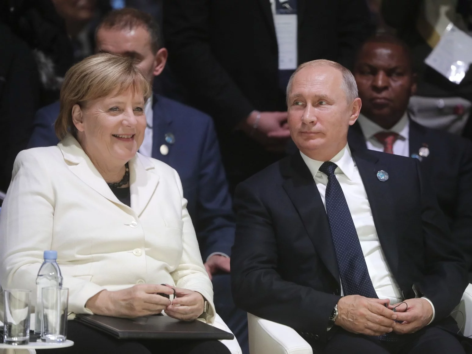 Angela Merkel i Władimir Putin w Paryżu, rok 2018