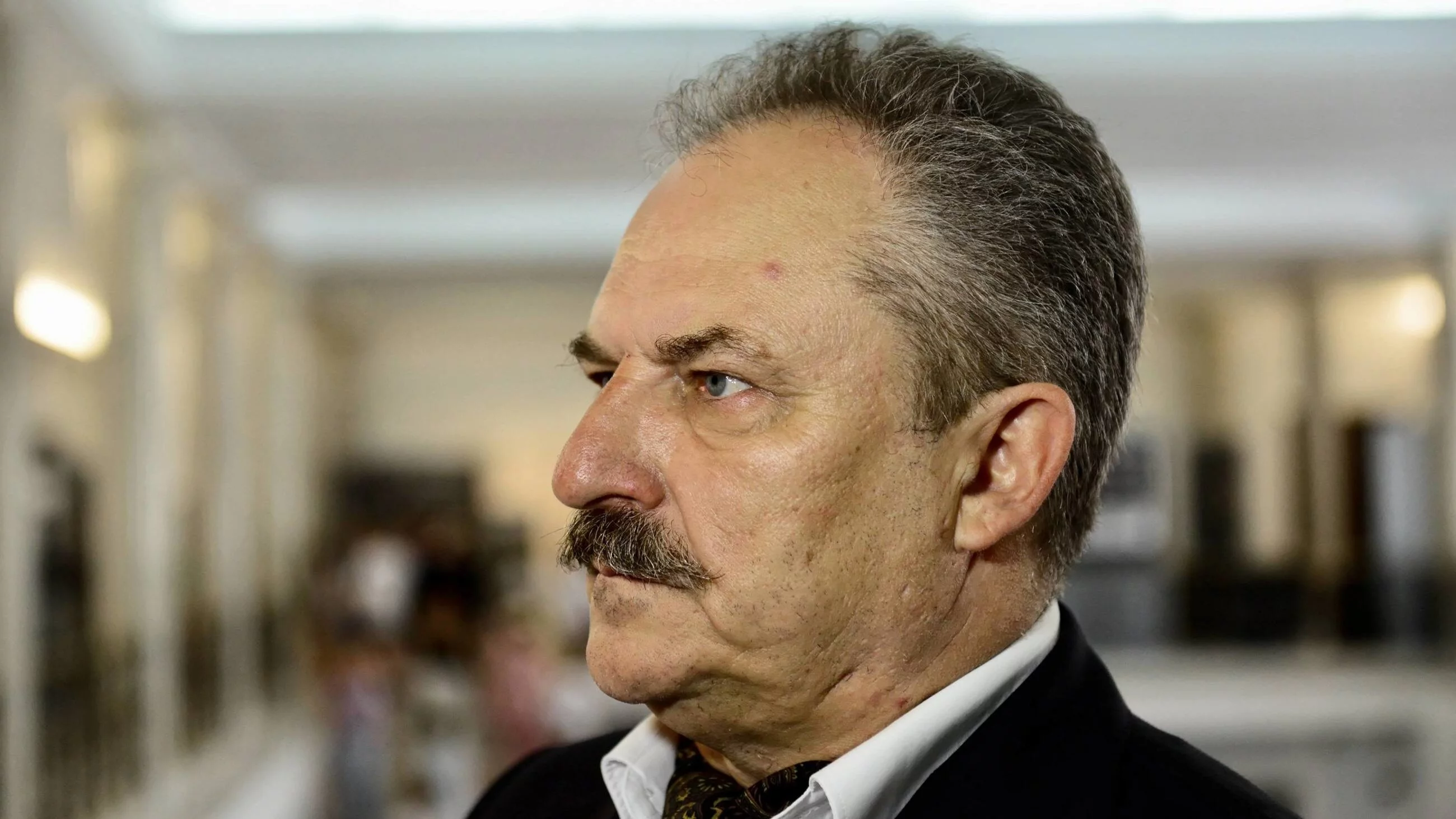 Merkel obwinia Polskę za wojnę. Jakubiak: Mają rozmach skurczybyki!