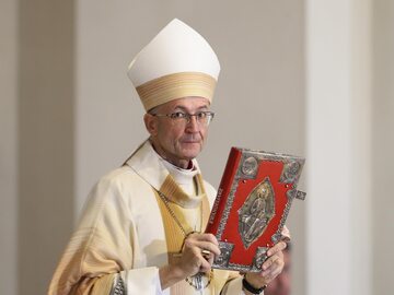 Metropolita katowicki abp Adrian Galbas