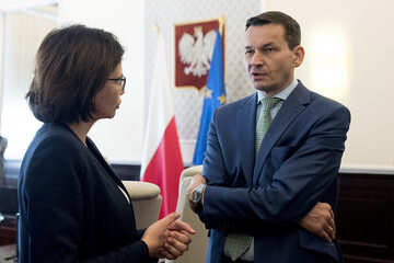 Minister cyfryzacji Anna Streżyńska (L) i minister finansów Mateusz Morawiecki (P)