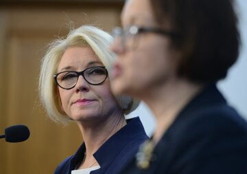 Minister edukacji narodowej Anna Zalewska i posłanka PiS Marzena Machałek