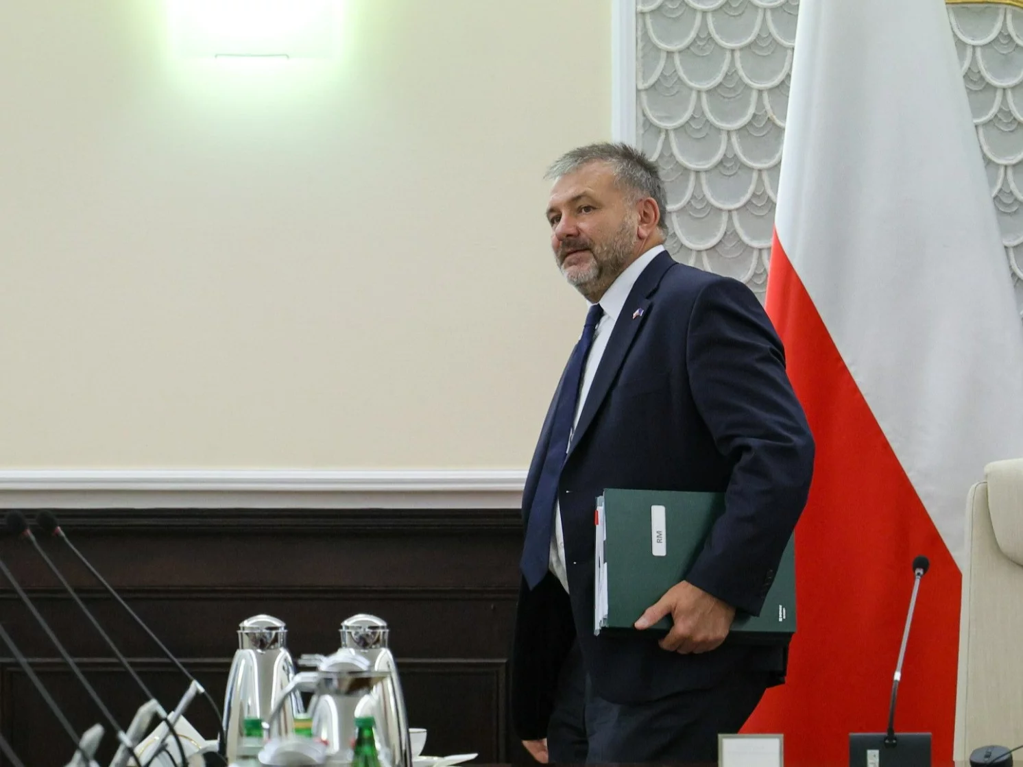 Minister, który się kulom nie kłania