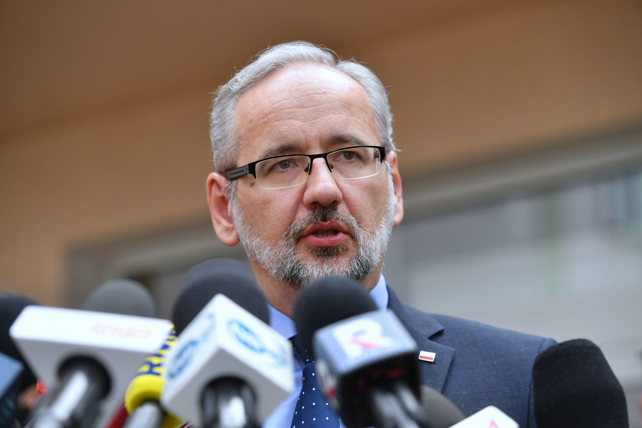 Niedzielski ze złymi ocenami od Polaków - Vimarsana News