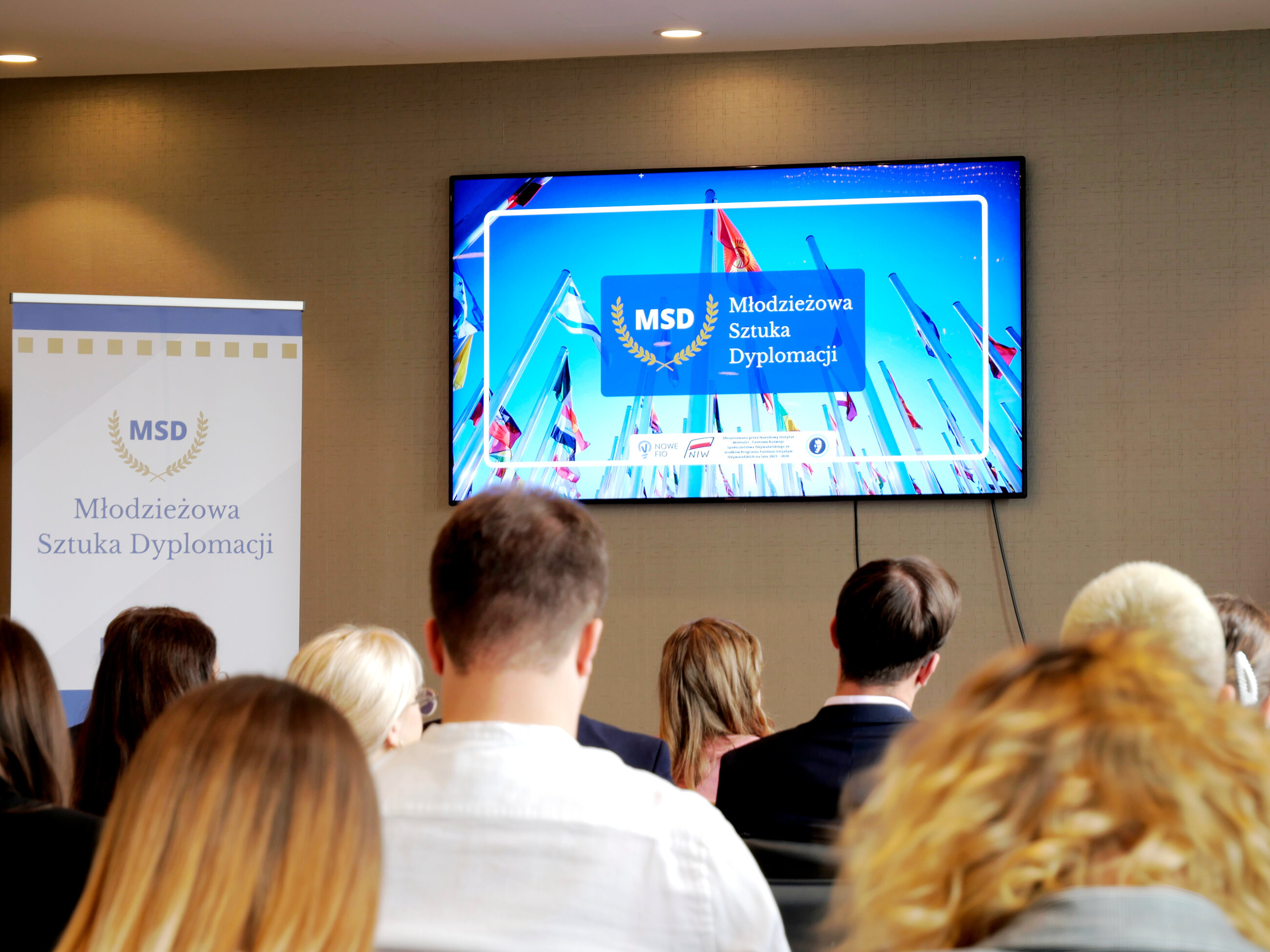 Młodzieżowa Sztuka Dyplomacji