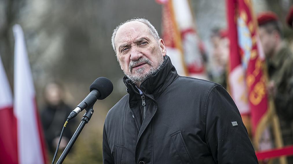 Antoni Macierewicz, szef MON