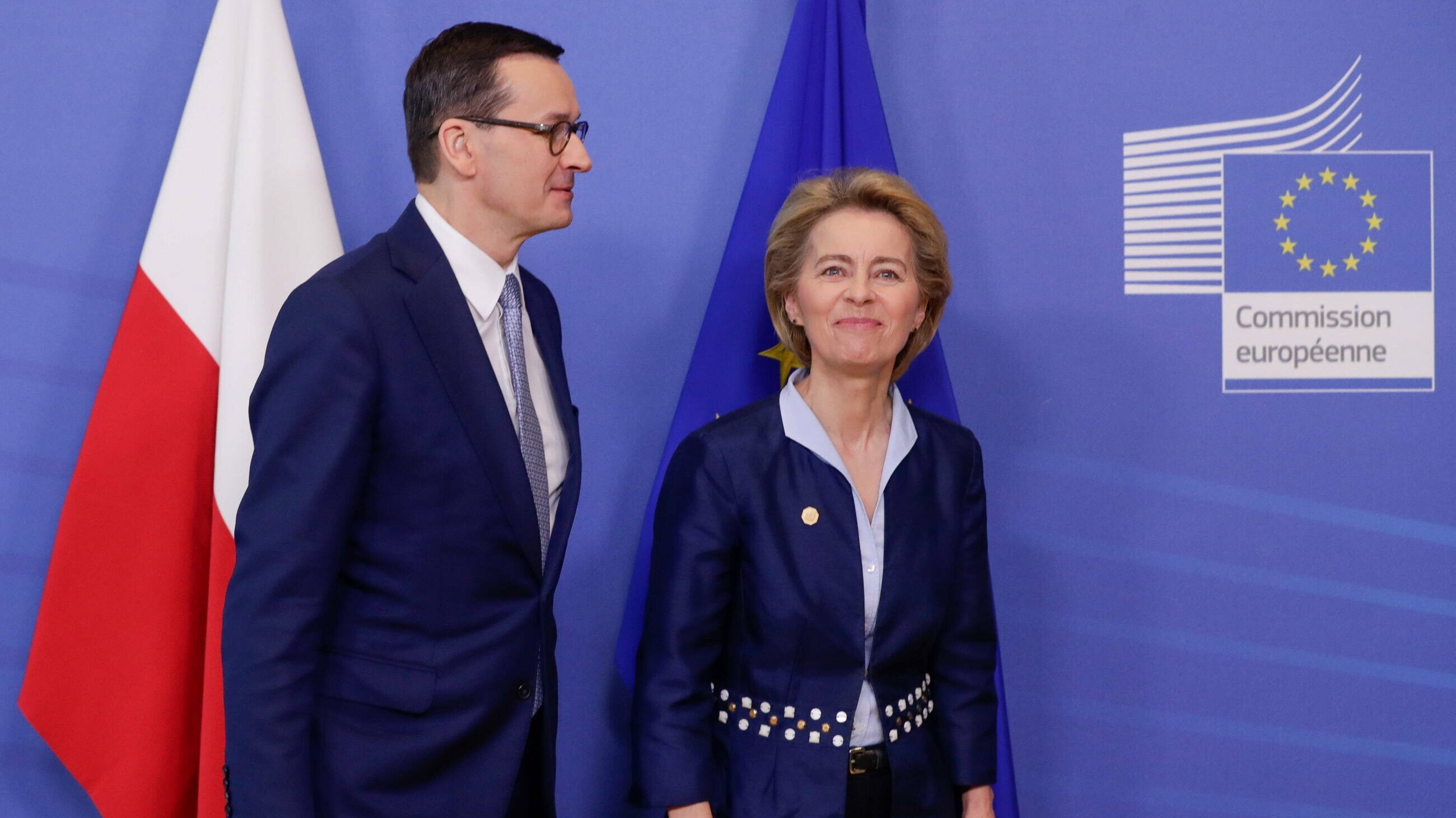 Mateusz Morawiecki i Ursula von der Leyen w Brukseli