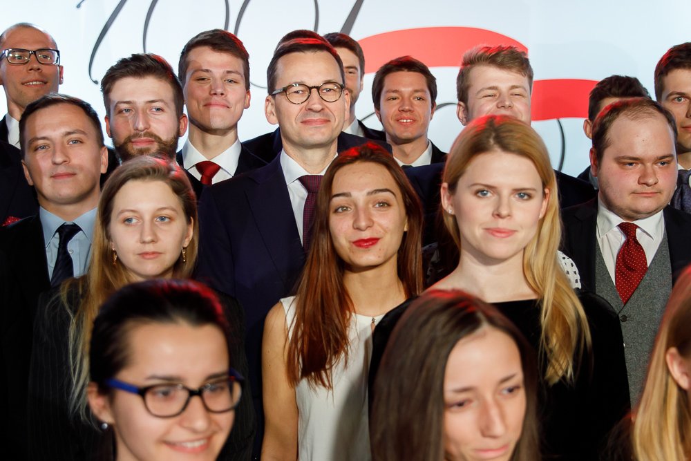 Mateusz Morawiecki na gali programu stypendialnego „100 na 100” im. Haliny Konopackiej i Ignacego Matuszewskiego.