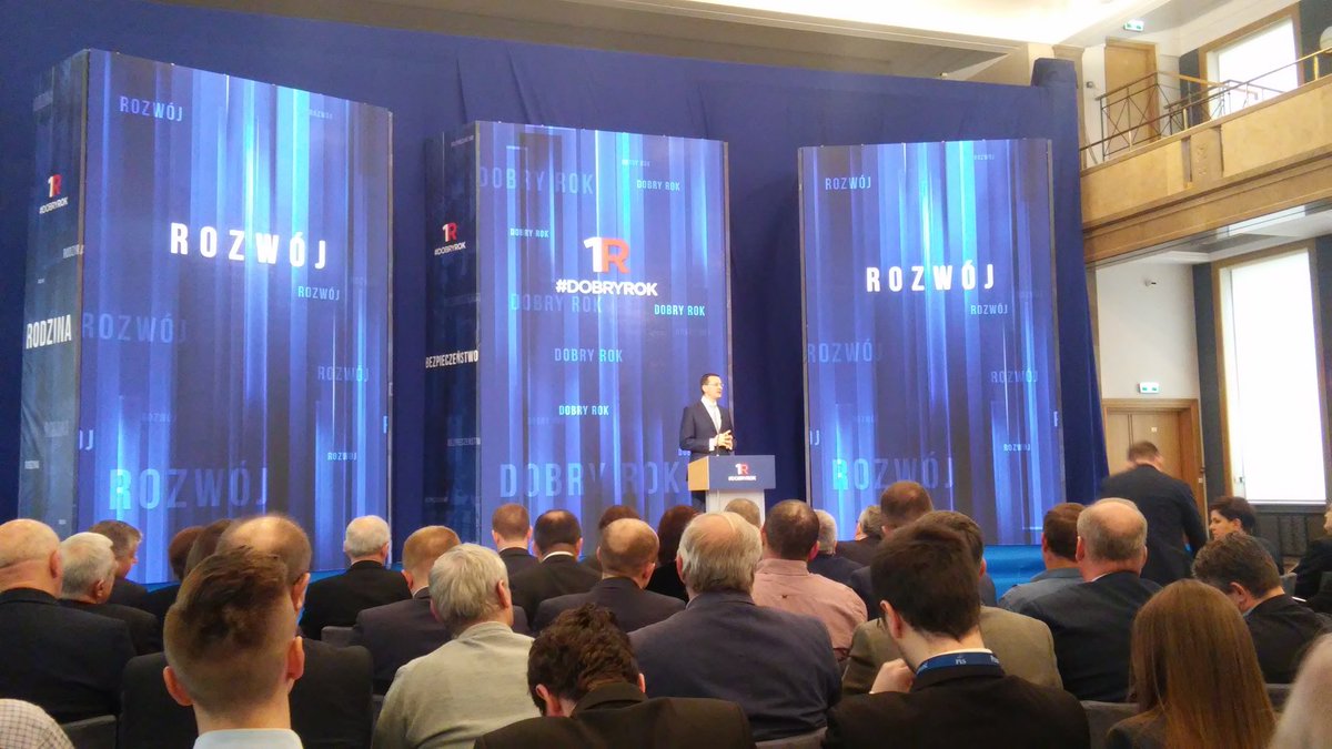 Mateusz Morawiecki, wicepremier, minister rozwoju i finansów