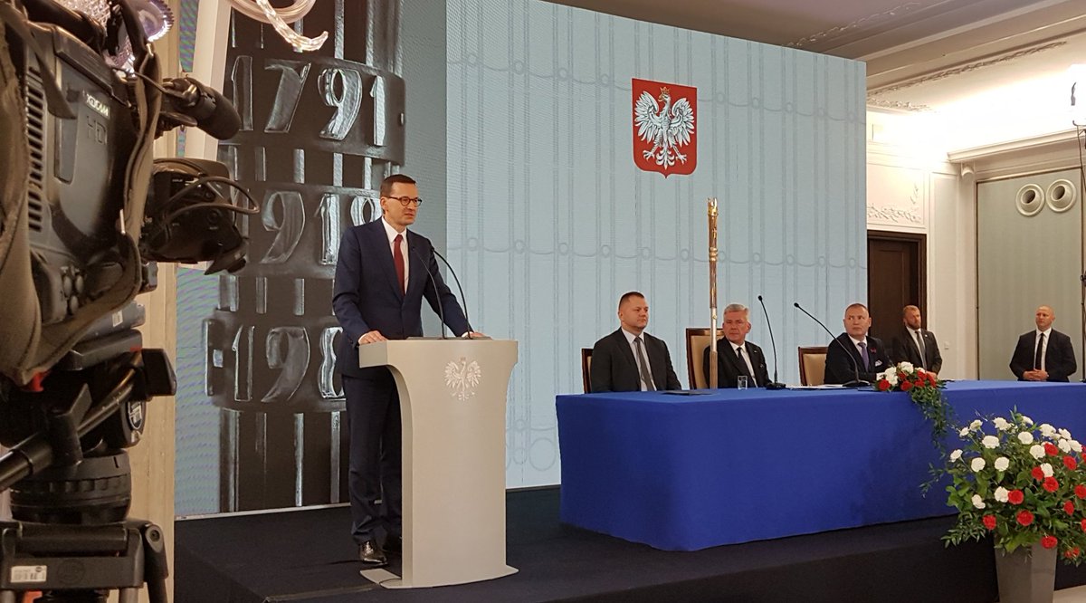 Premier Morawiecki bierze udział w uroczystym 80. posiedzeniu Senatu w 30. rocznicę wyborów 4 czerwca 1989 roku.