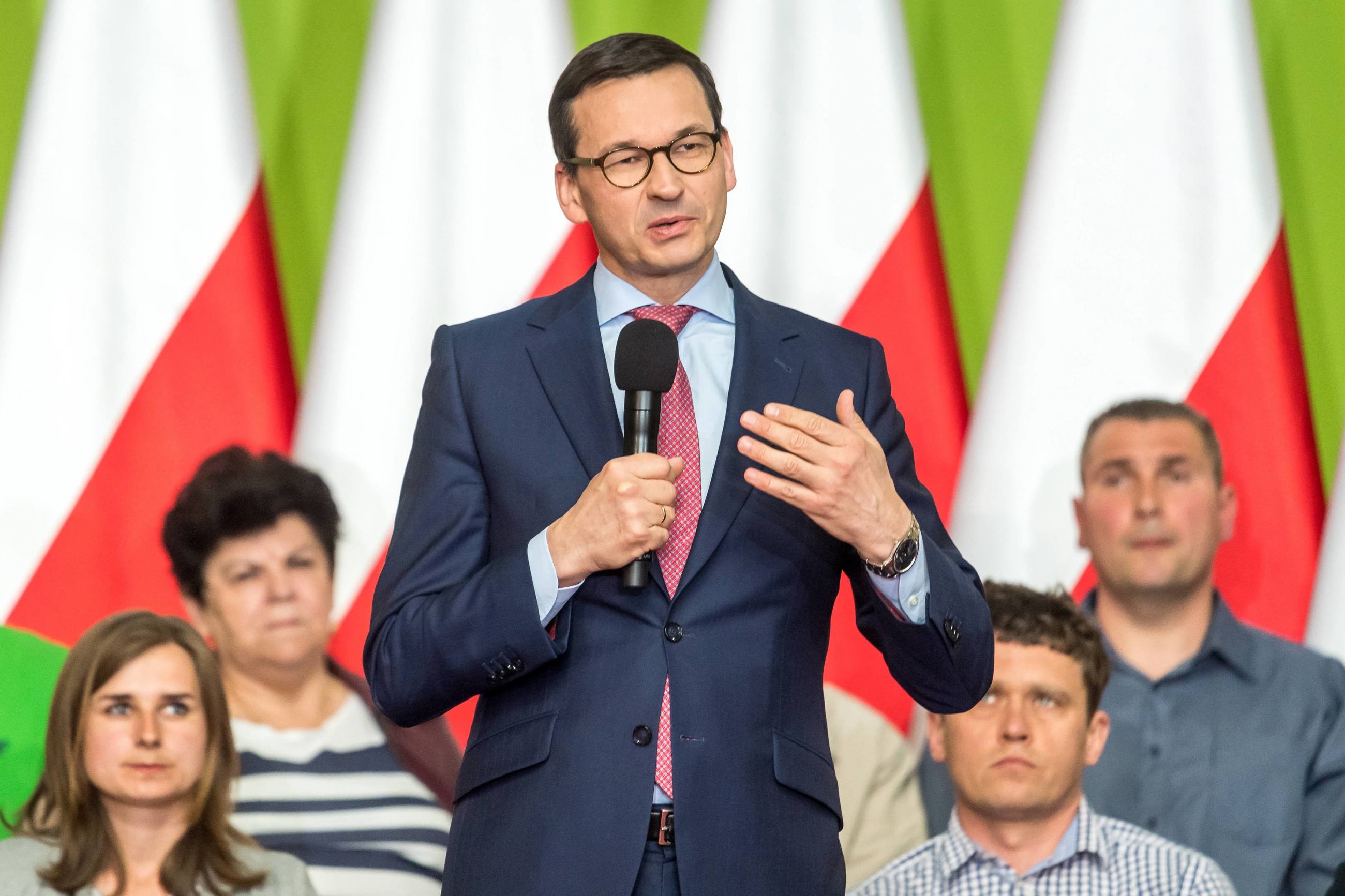 Premier Mateusz Morawiecki podczas spotkania z mieszkańcami Żnina