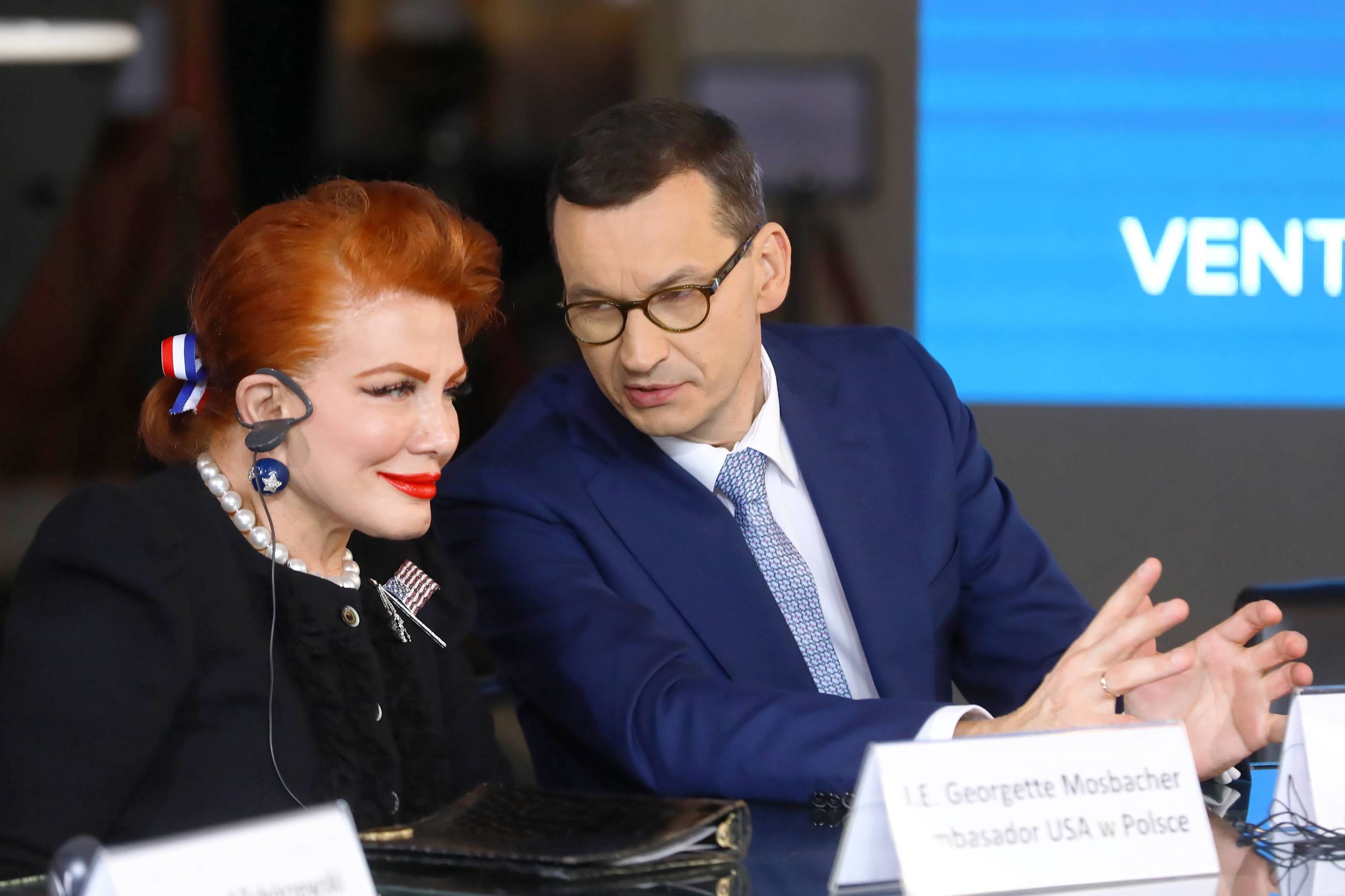 Ambasador USA w Polsce Georgette Mosbacher oraz premier Mateusz Morawiecki.