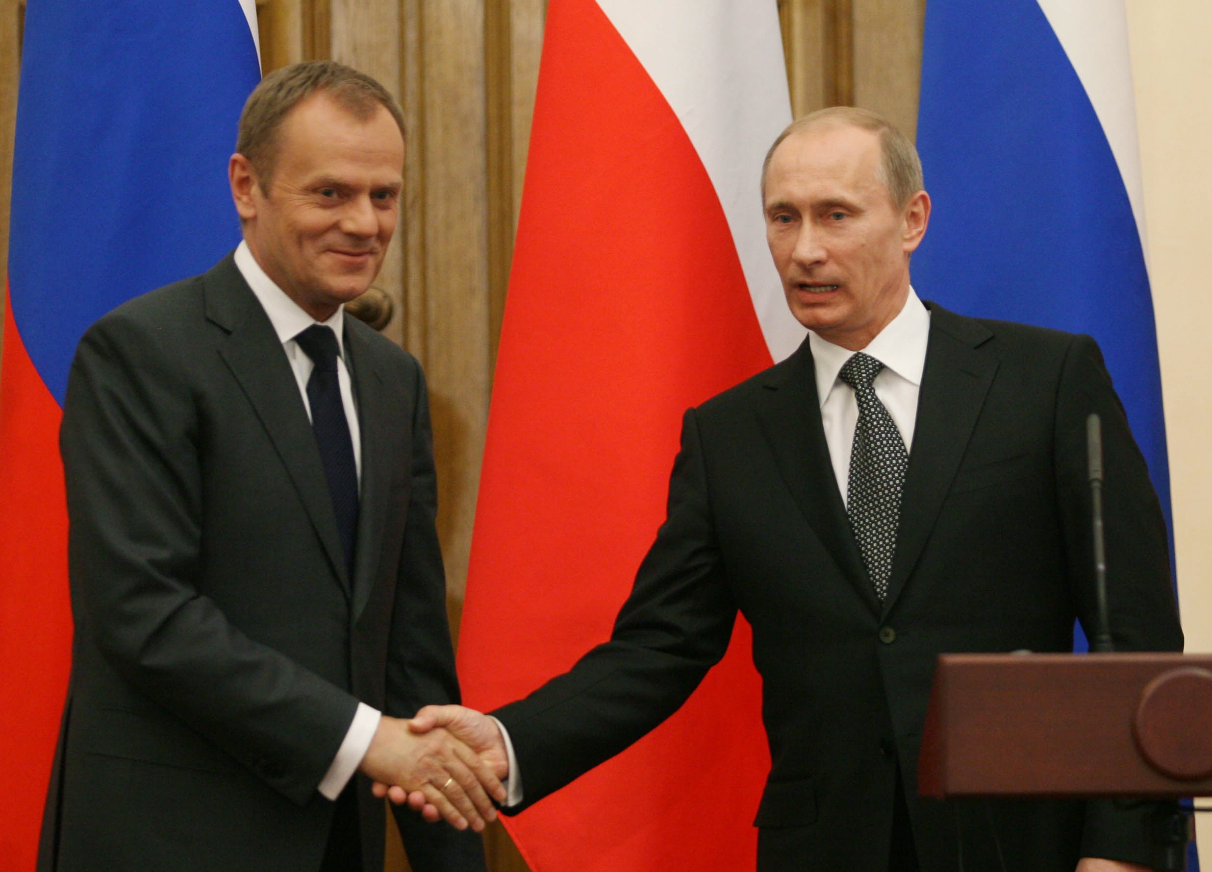 Od lewej: Donald Tusk, Władimir Putin