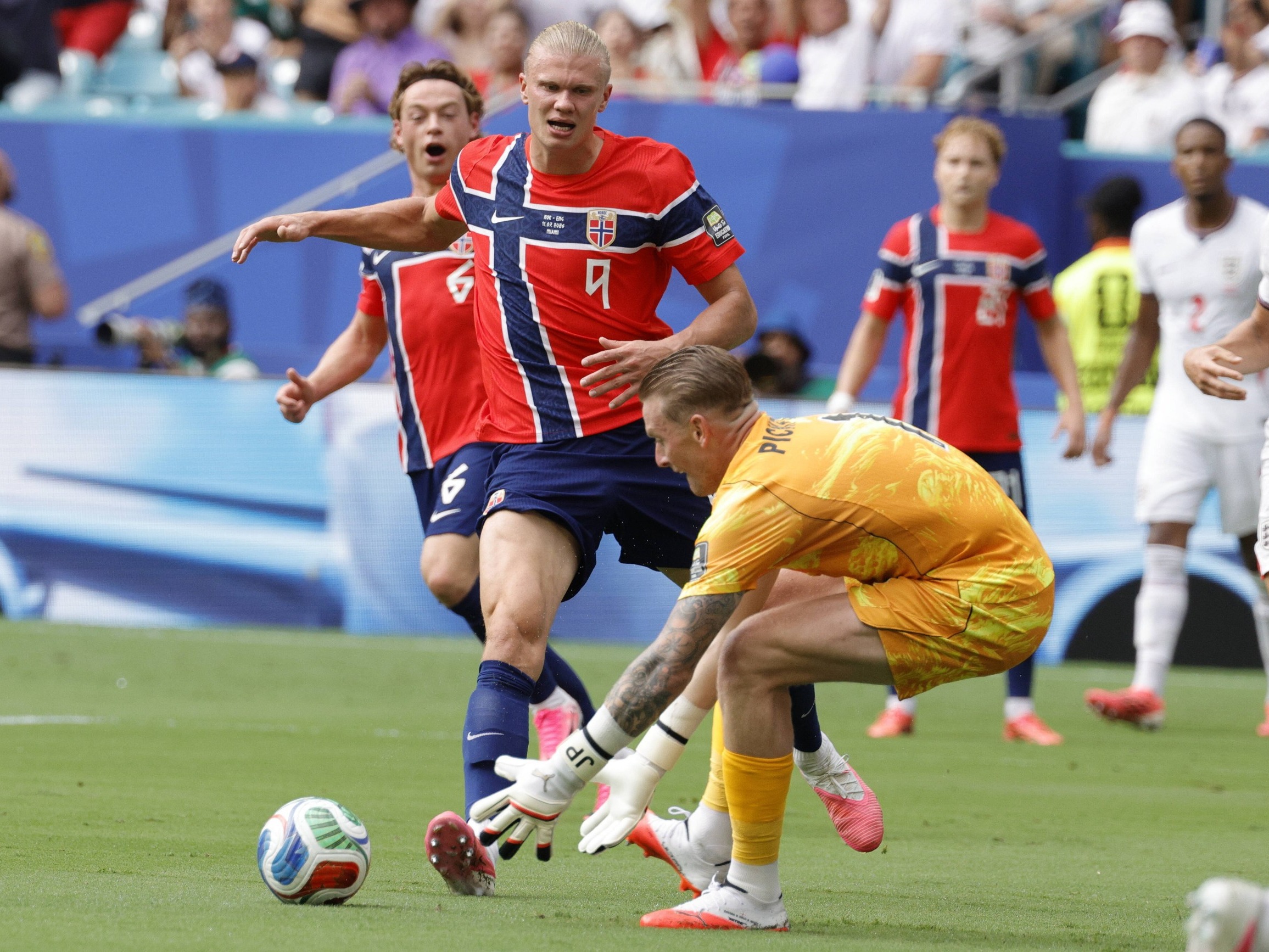 Mundial 2026. Gwiazda reprezentacji Norwegii Erling Haaland (9) podczas meczu z Anglią