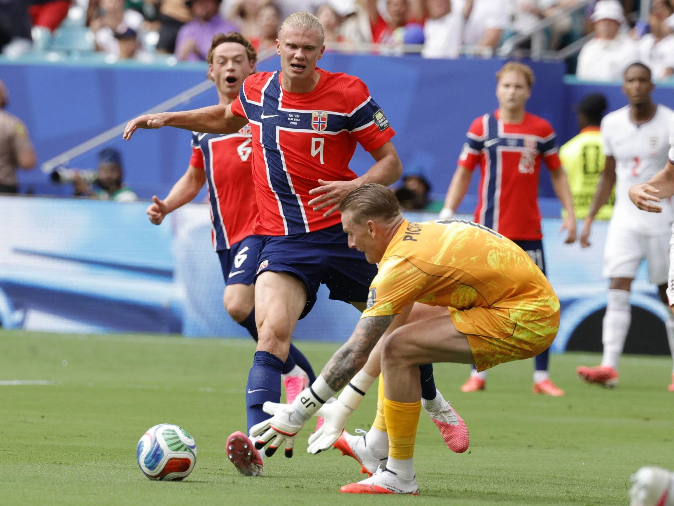 Mundial 2026. Gwiazda reprezentacji Norwegii Erling Haaland (9) podczas meczu z Anglią