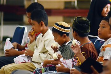 muzułmańskie dzieci fast food