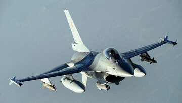 Myśliwiec F-16 belgijskich sił powietrznych