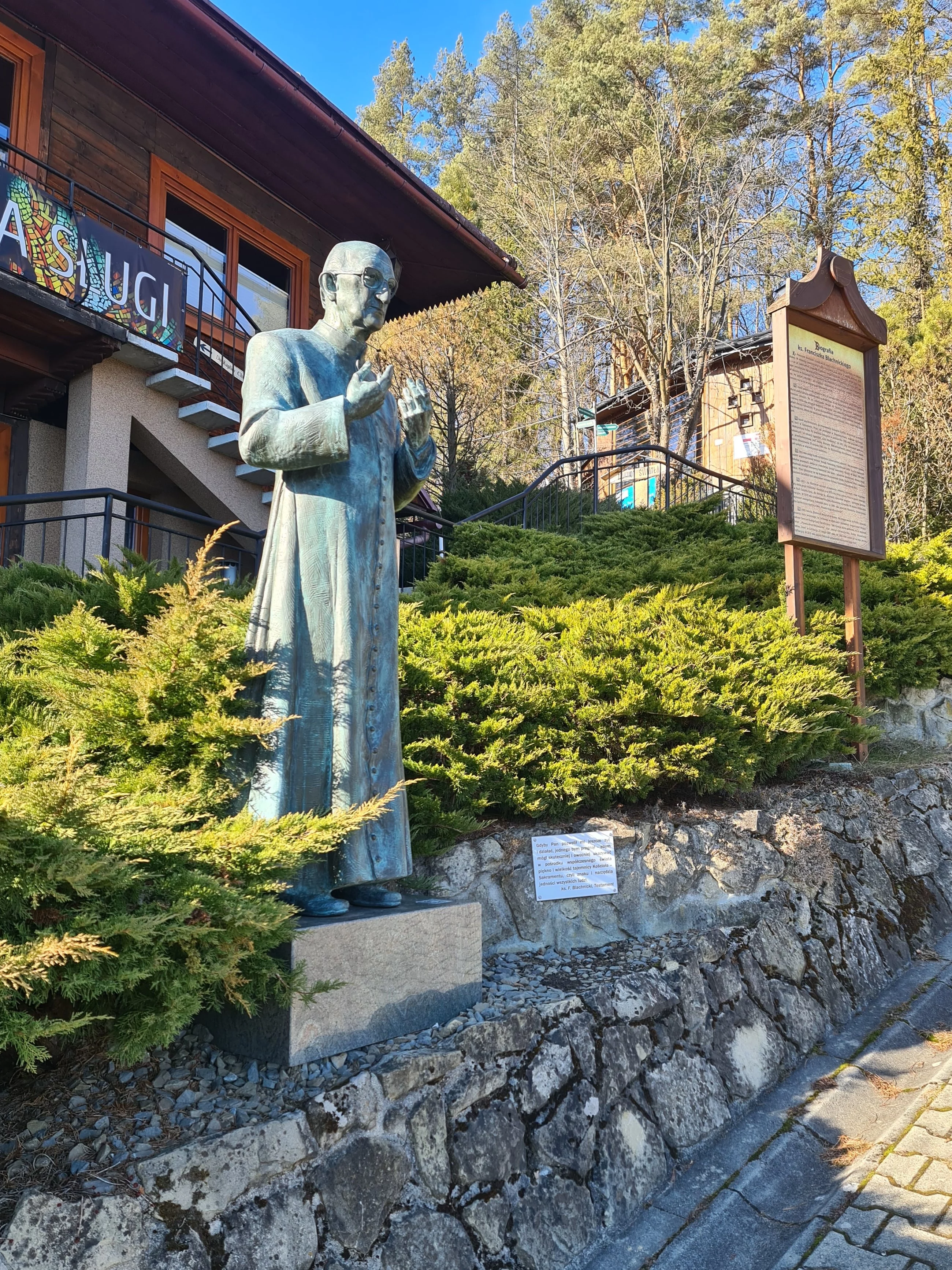 Pomnik ks. Franciszka  Blachnickiego w Krościenku nad Dunajcem