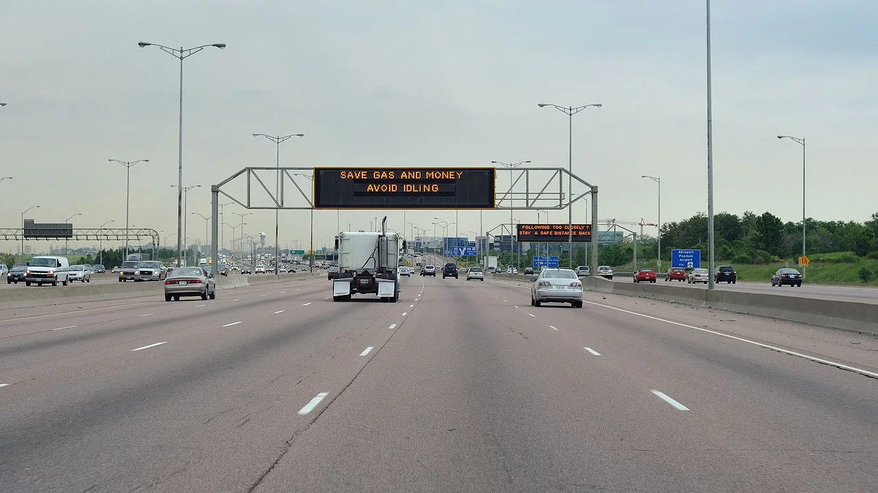 Autostrada w prowincji Ontario w Kanadzie
