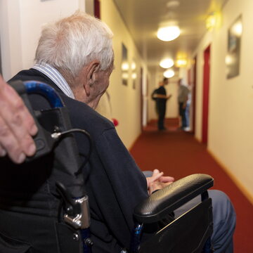 Na zdjęciu David Goodal - australijski naukowiec–botanik, prowadzący w swoim kraju kampanię promującą eutanazję. Mając 104 lata sam zdecydował się jej poddać.