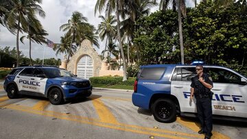 Nalot FBI i policji na dom byłego prezydenta USA Donalda Trumpa w Mar-a-Lago na Florydzie