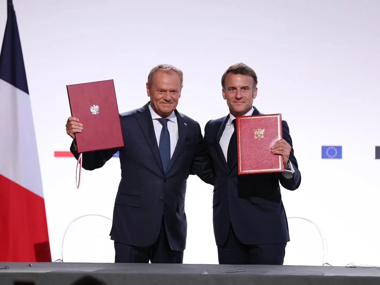 Polska i Francja podpisały traktat. Tusk: Przełomowe wydarzenie w naszej historii
