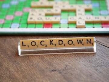 Napis lockdown, zdjęcie ilustracyjne