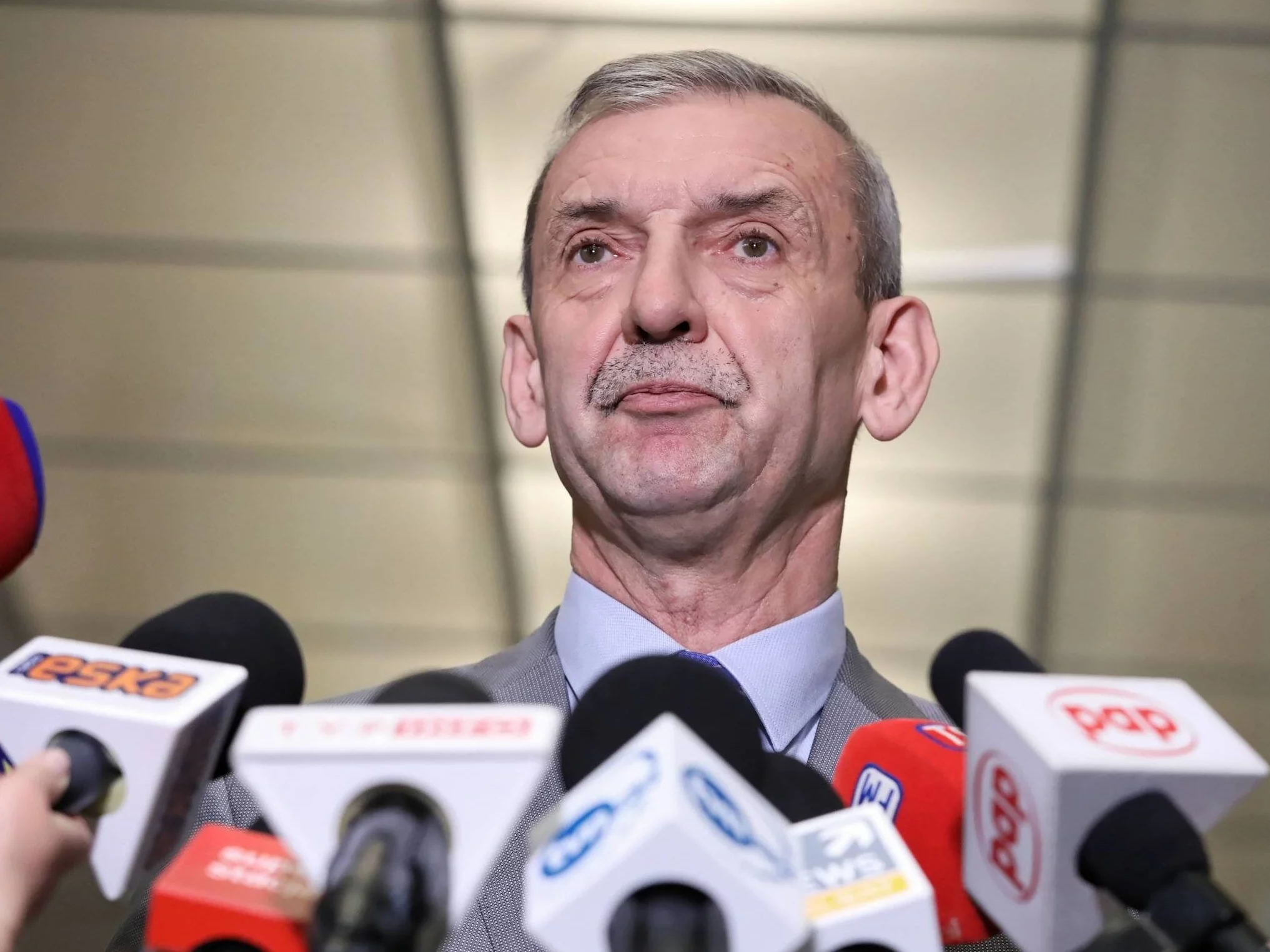 Nauczyciele walczą o podwyżki. ZNP ogłasza "pogotowie protestacyjne"