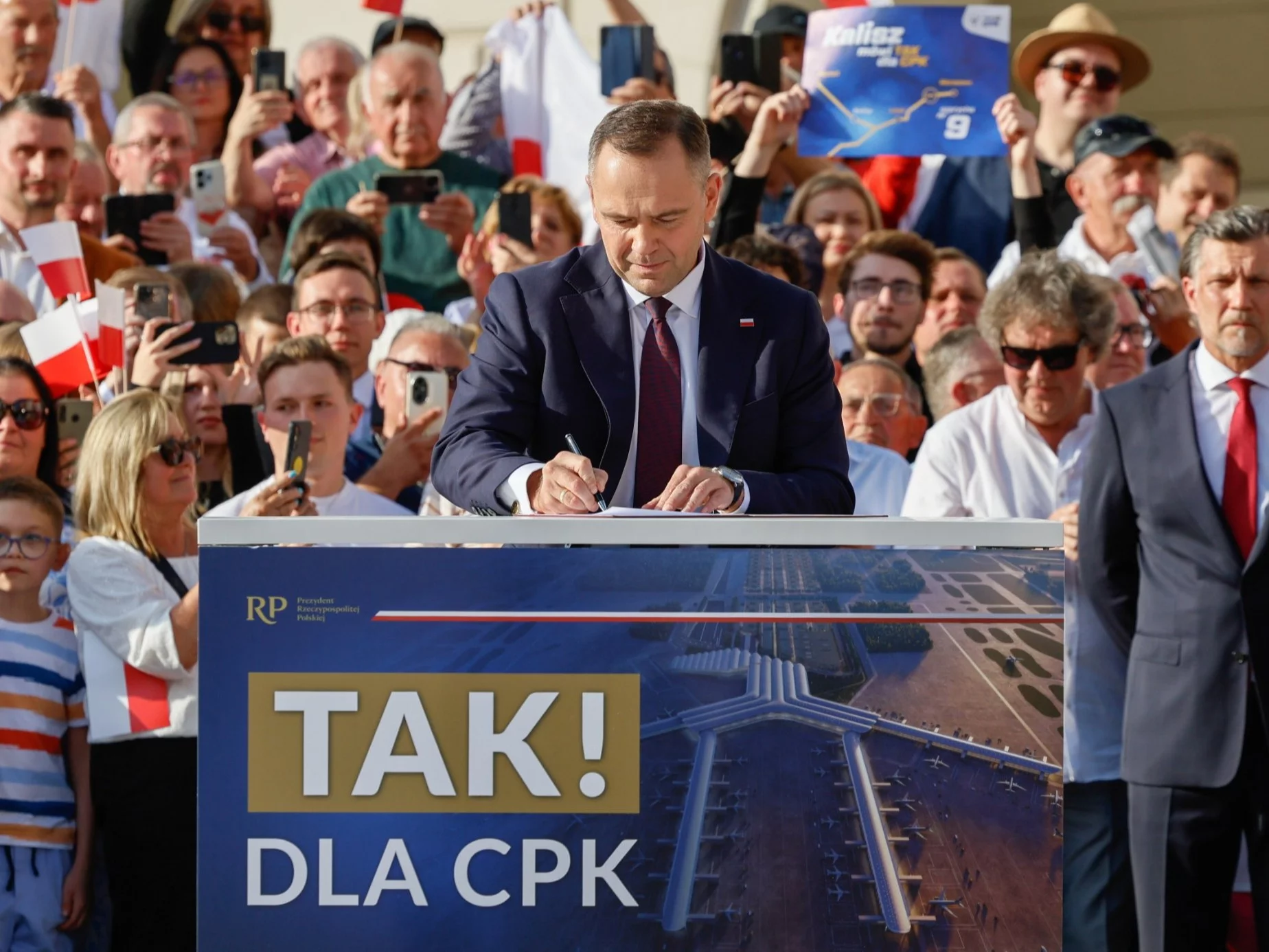 Nawrocki poparł projekt ws. CPK. Zaskakujący gość spotkania