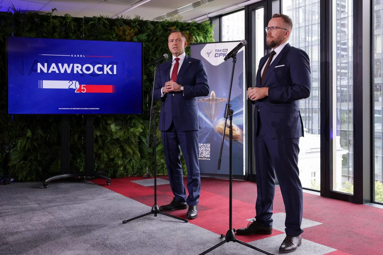 Karol Nawrocki i Maciej Wilk