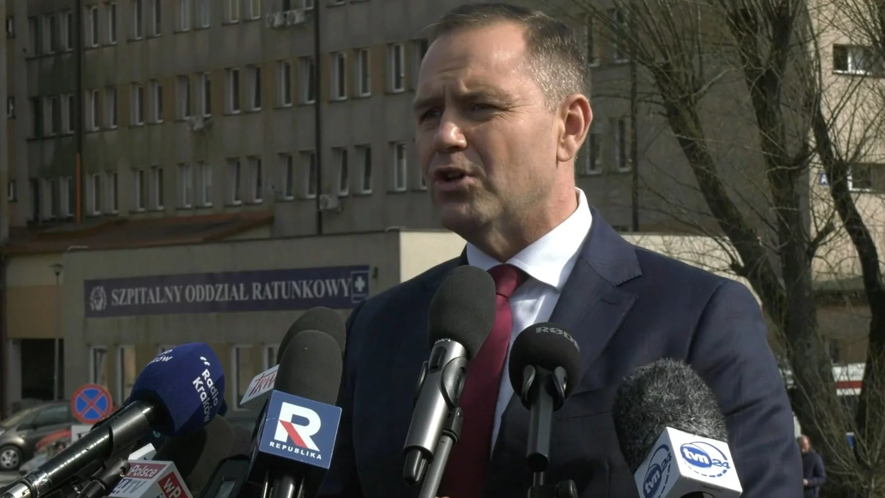 "I bought the flat  legally." Nawrocki shows more documents