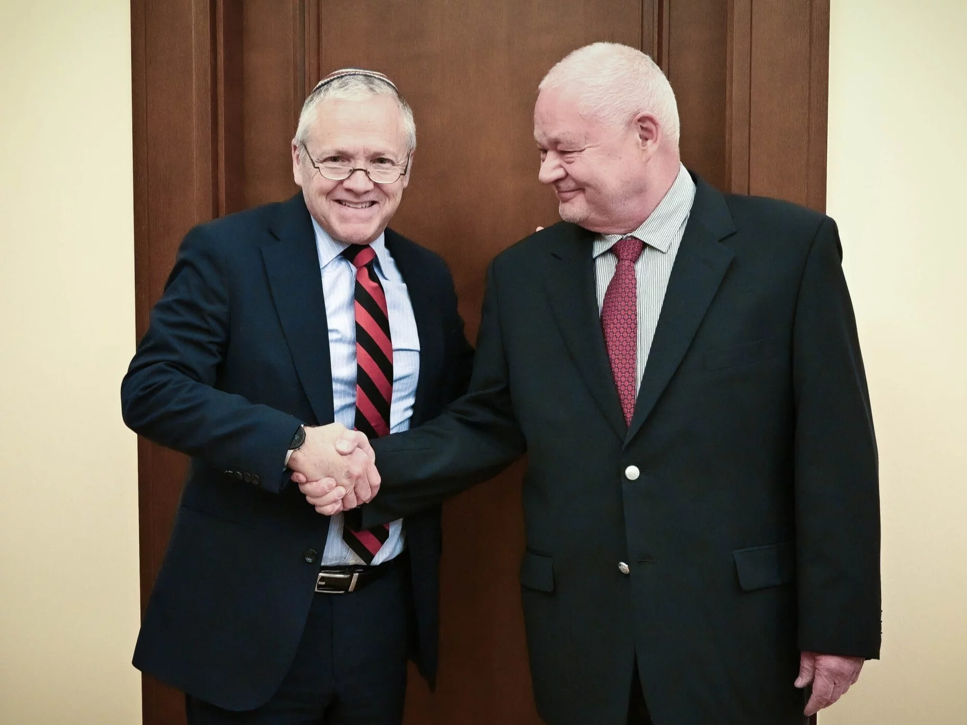 Ambasador USA w Polsce Tom Rose i prezes NBP Adam Glapiński