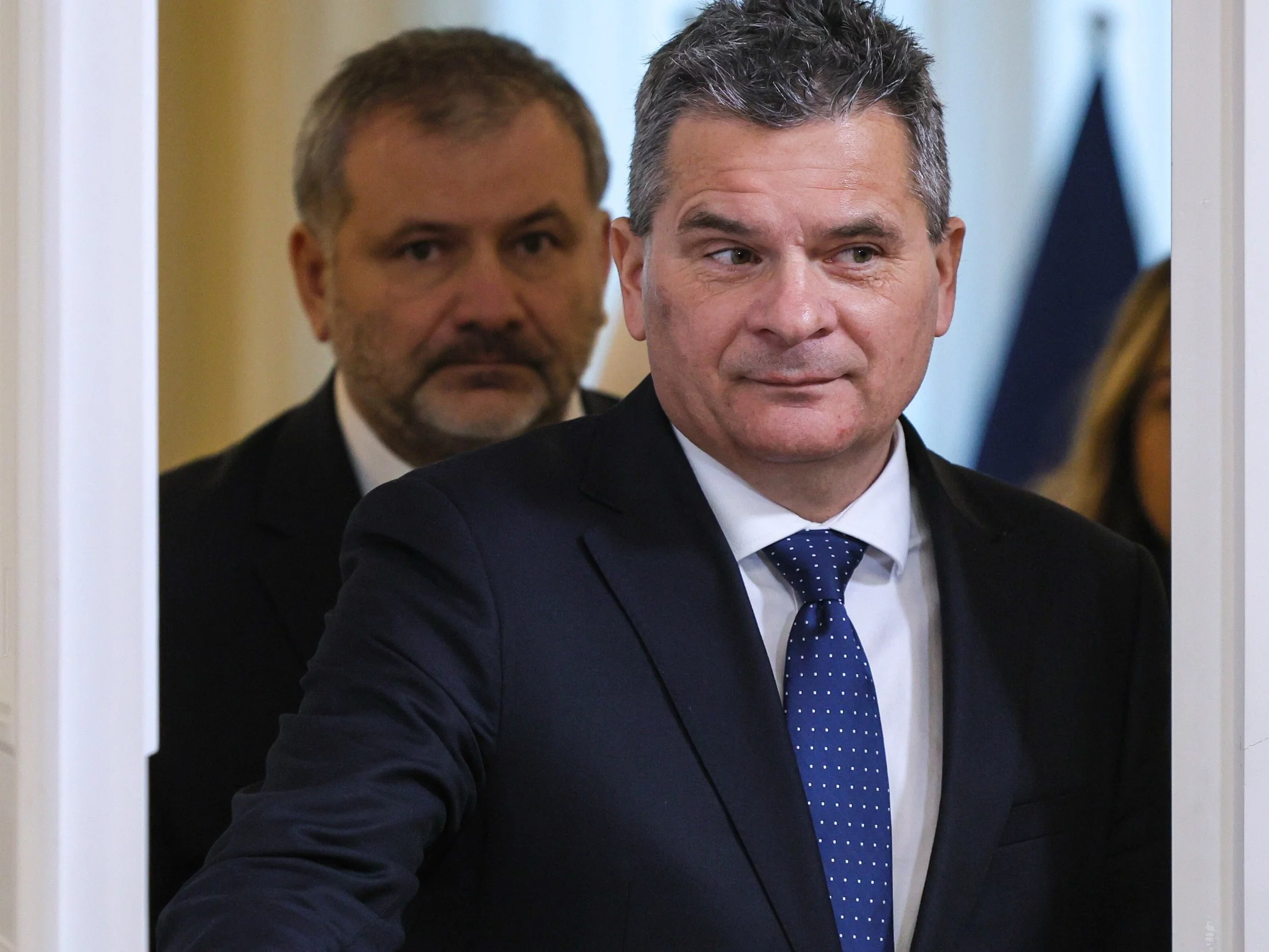 Minister sprawiedliwośći Waldemar Żurek (L) oraz prokurator krajowy Dariusz Korneluk (P)