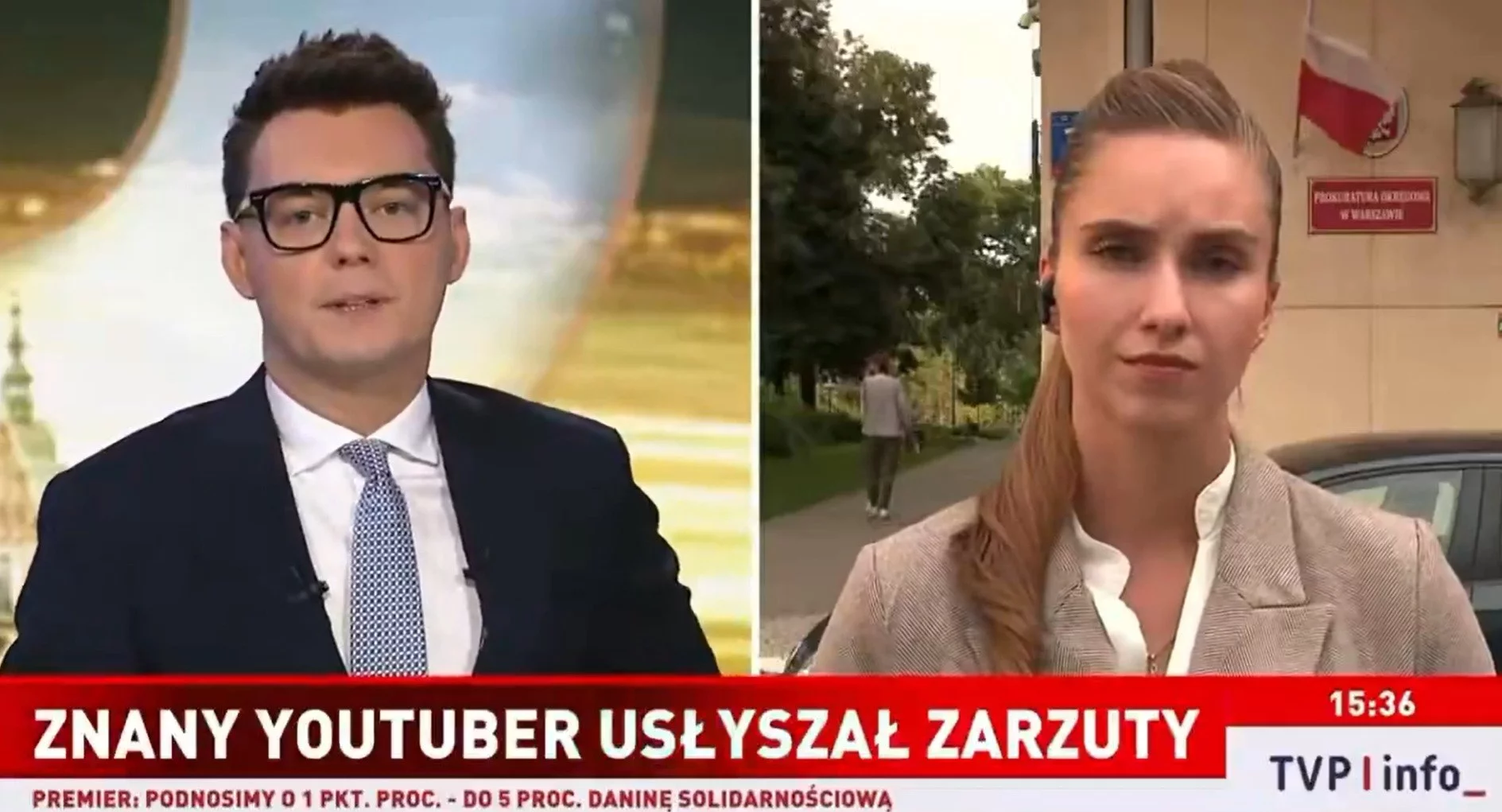 Dziennikarz TVP Info Bartosz Cebeńko (L)