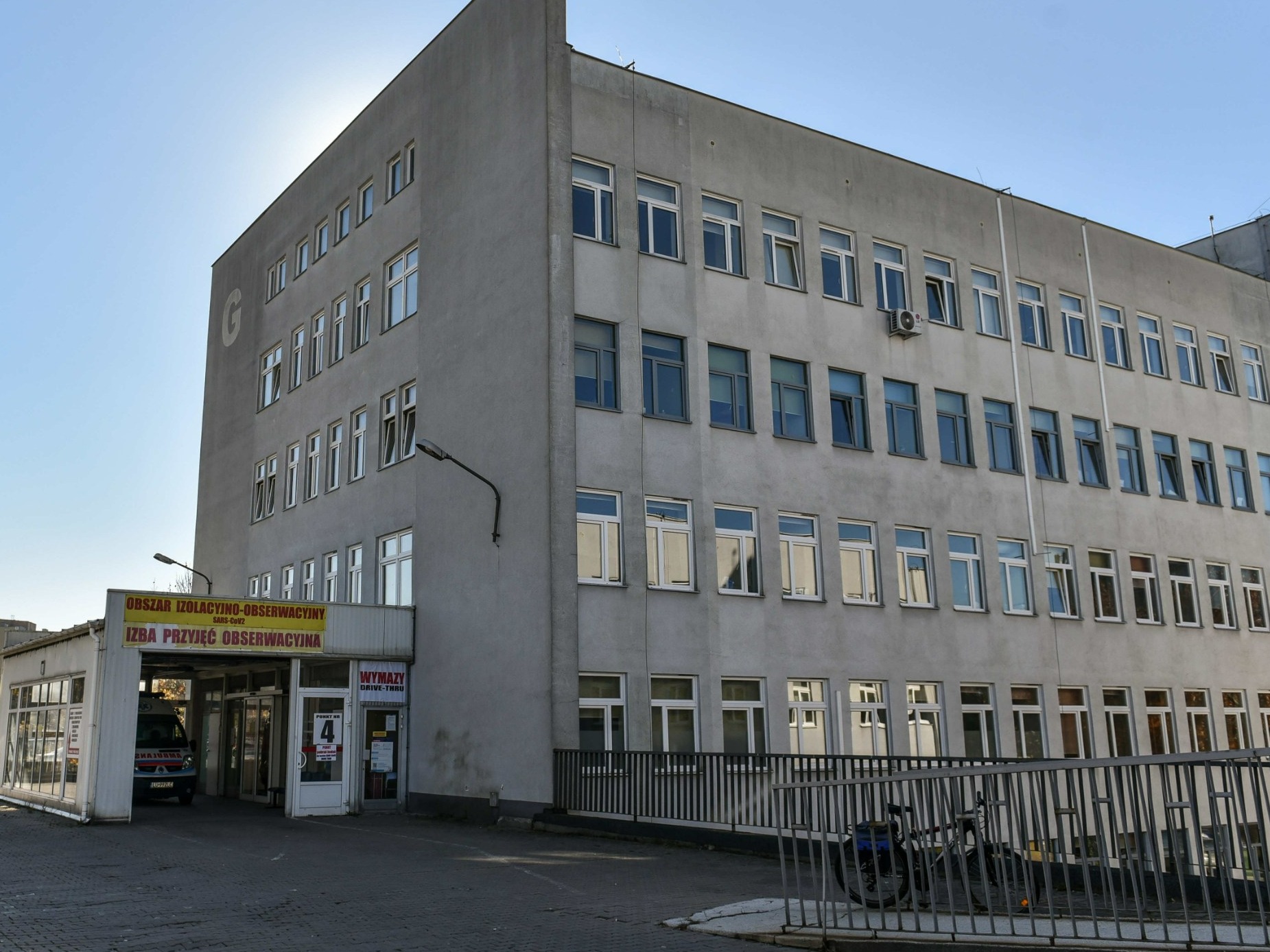 Szpital, w którym leczył się Jarosław Kaczyński, pozbawiony pieniędzy