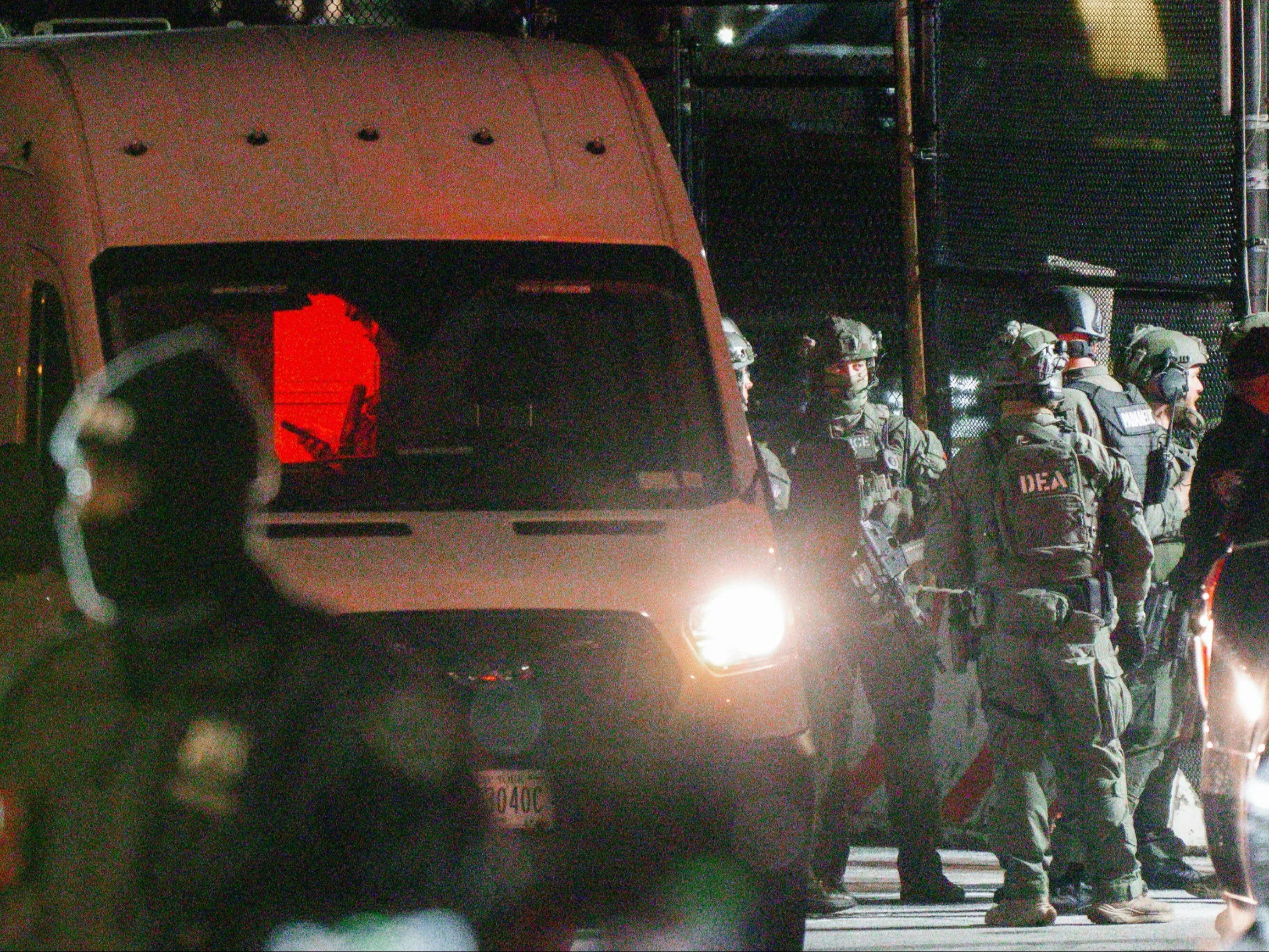 Николас Мадуро уже находится в США. Мы знаем, что его ждёт