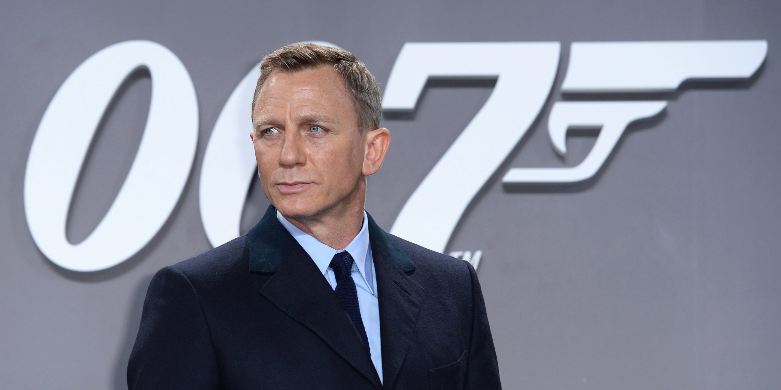 Daniel Craig