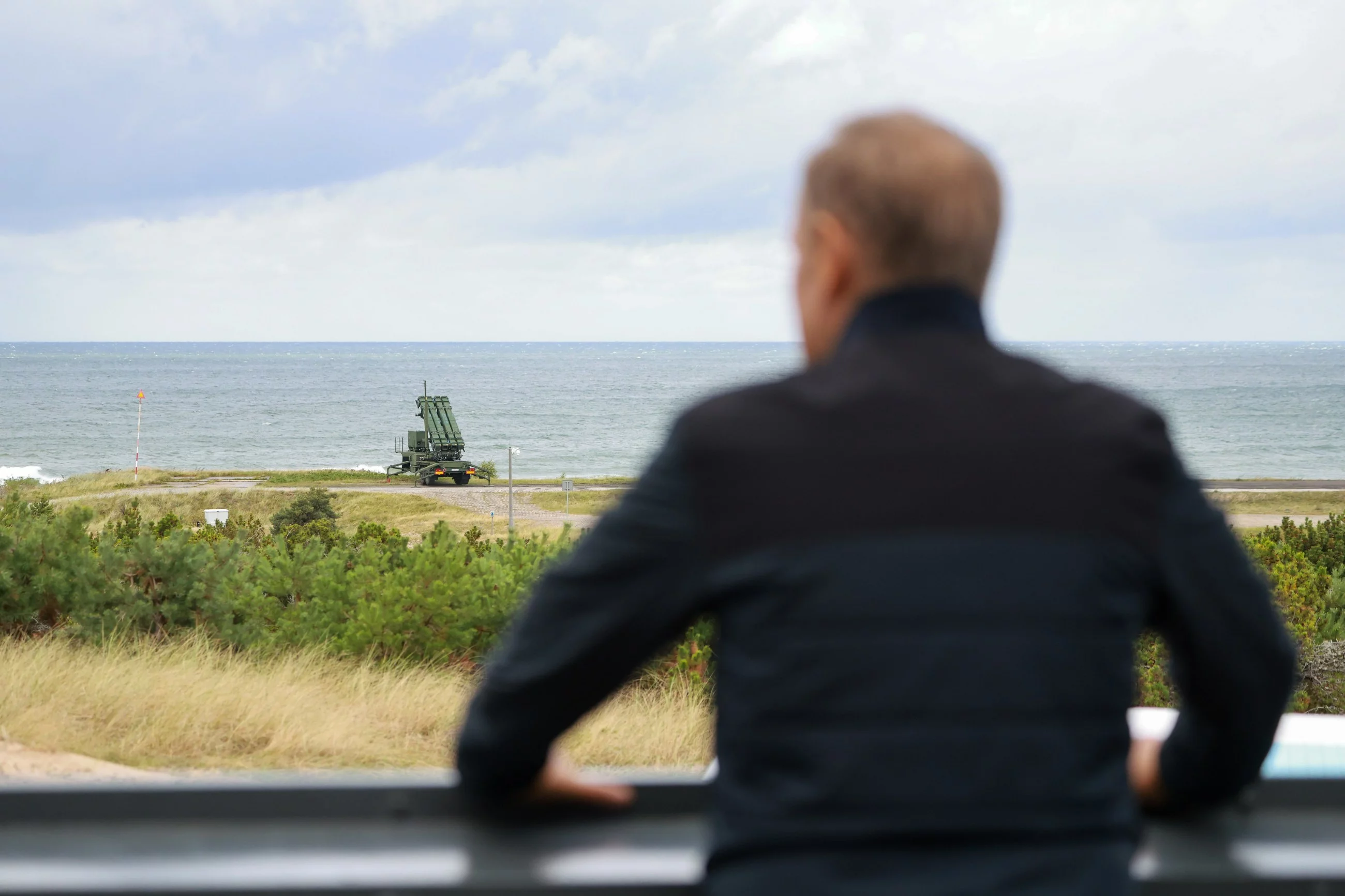 Wizyta premiera Donalda Tuska na poligonie w Ustce