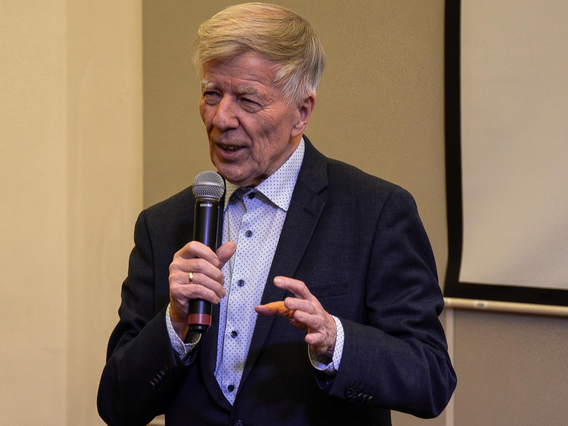 Prof. dr hab. Jan Miodek