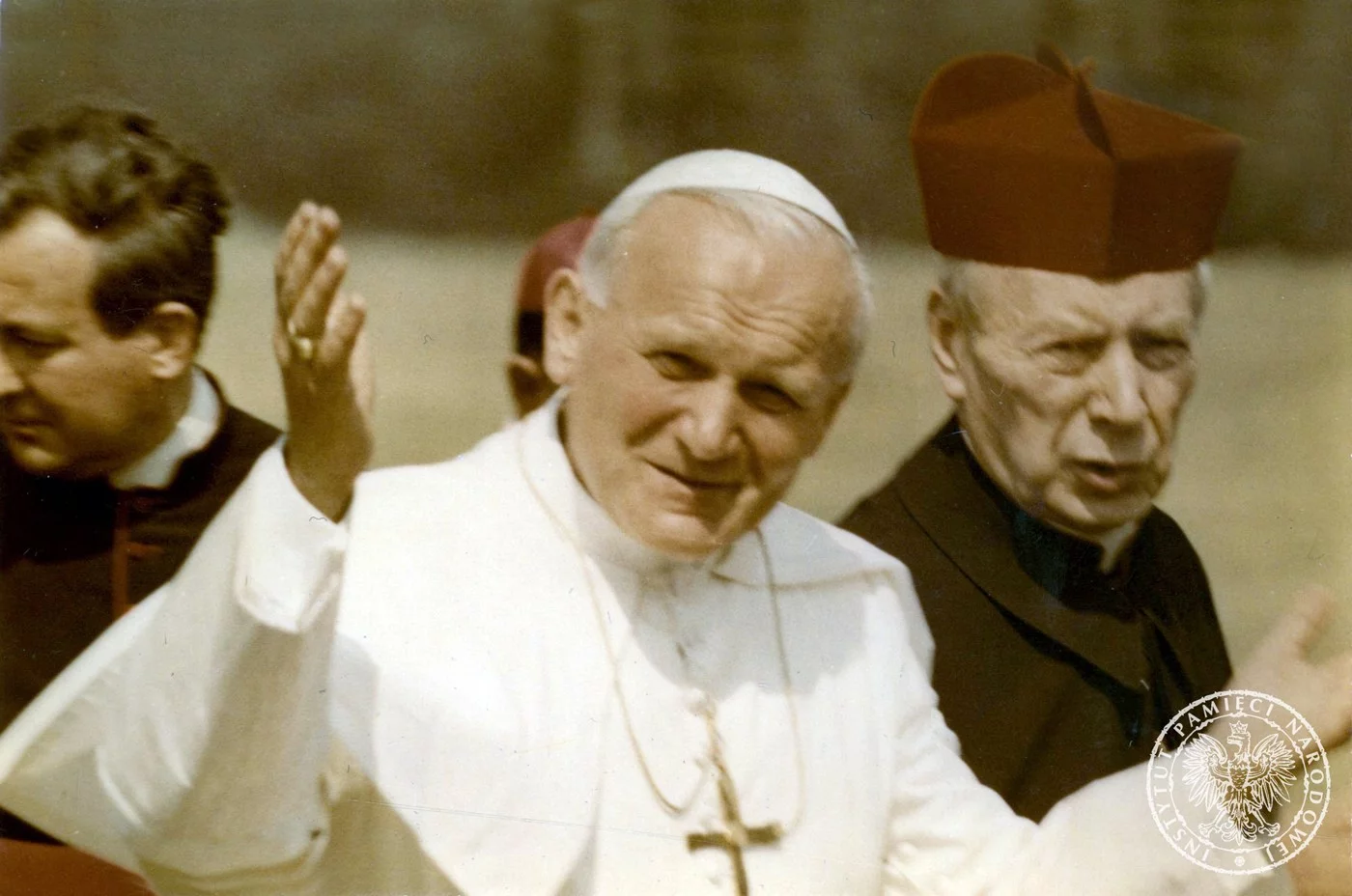 Papież Jan Paweł II i kard. Stefan Wyszyński w Gnieźnie podczas wizyty papieża w Polsce w 1979 roku