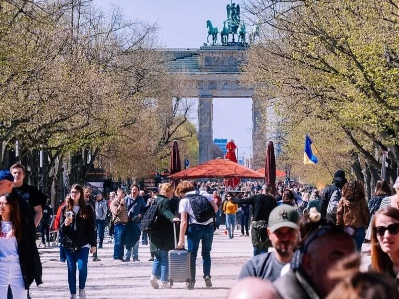 Tłum ludzi w Berlinie