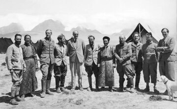 Niemieccy "naukowcy" w Tybecie, 1938 rok