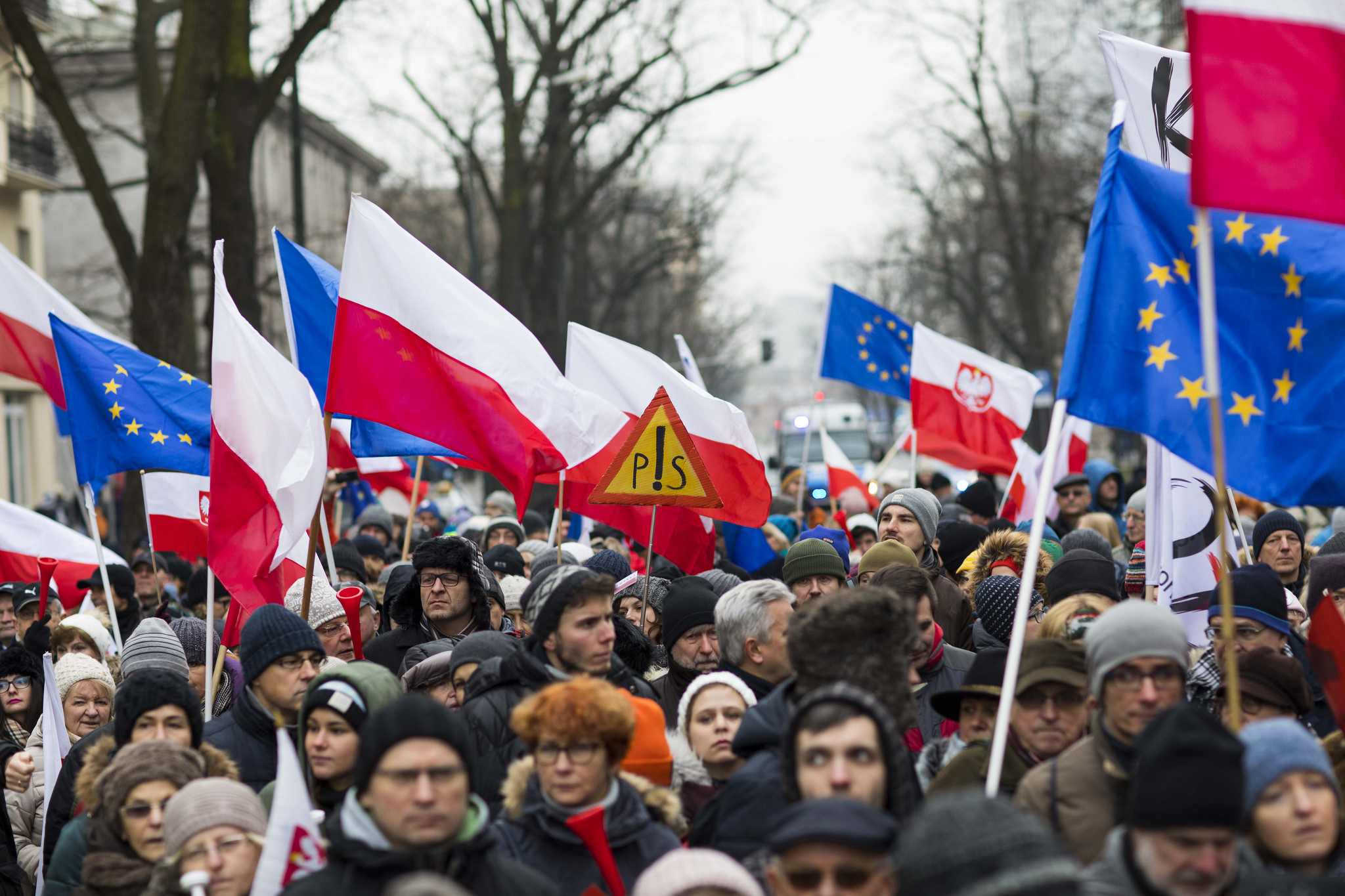 Protest sympatyków KOD i opozycji