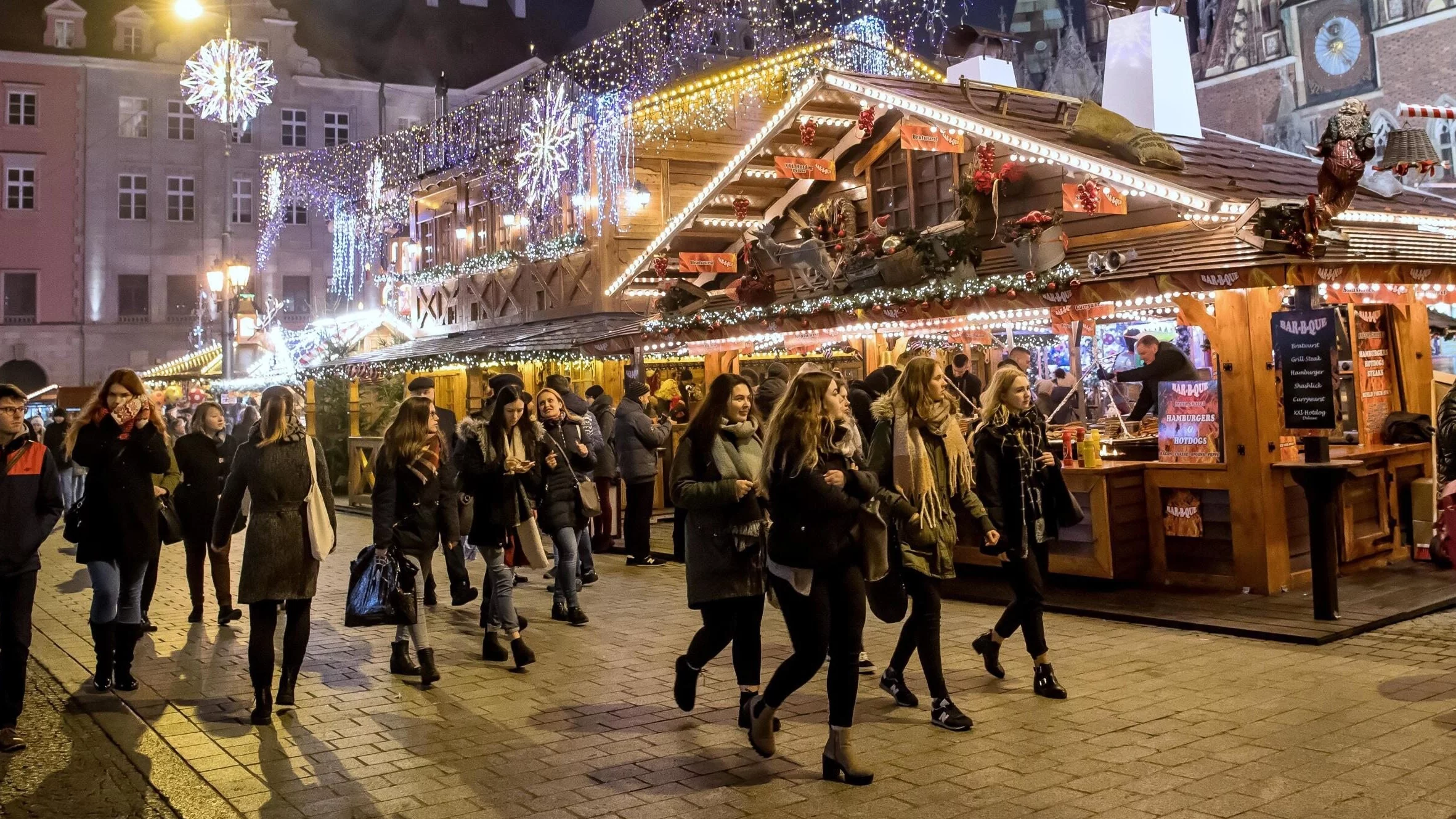 Obawiają się terrorystów. Niemcy wzmacniają ochronę jarmarków bożonarodzeniowych