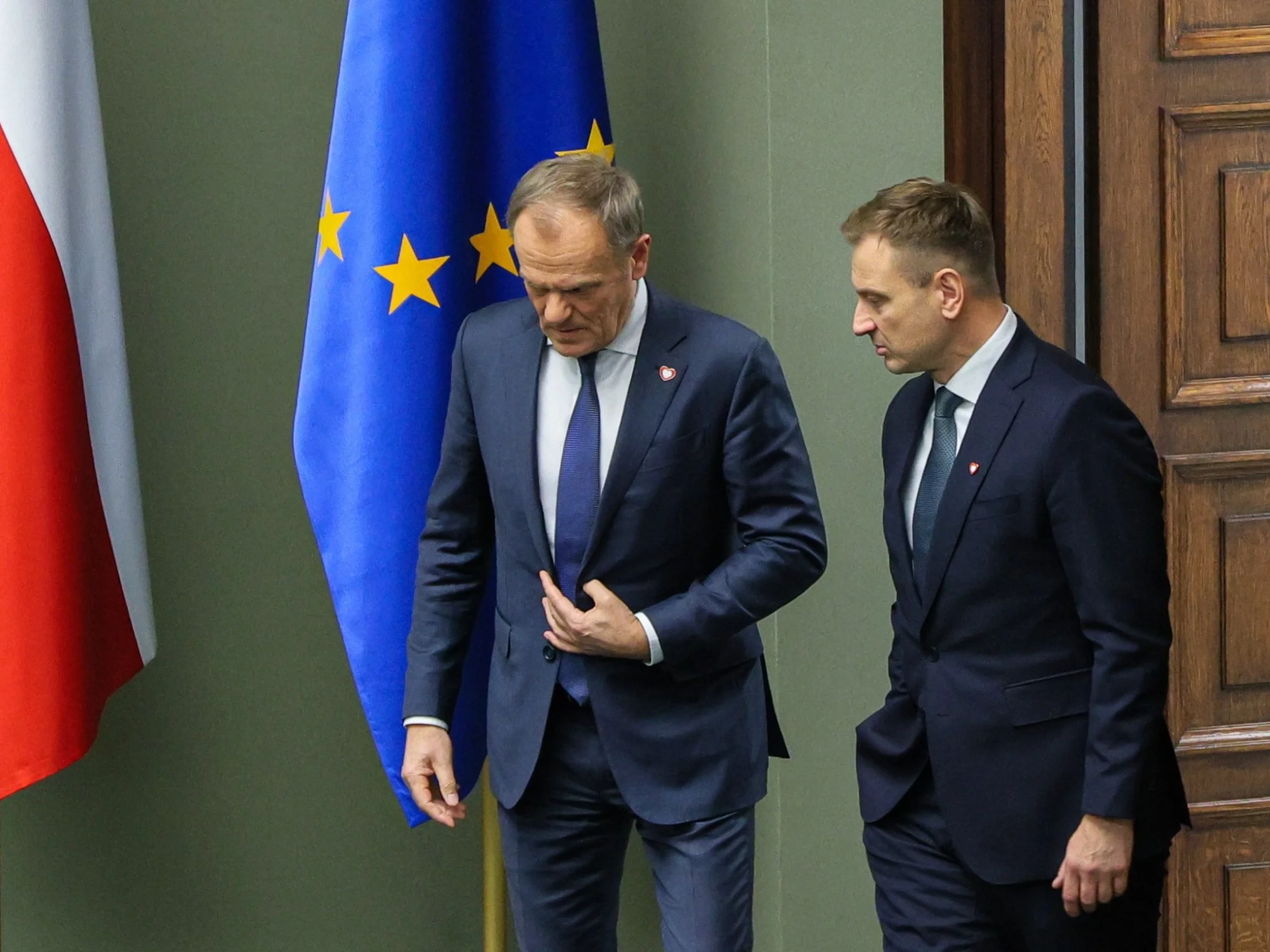 Premier Donald Tusk i minister sportu Sławomir Nitras w Sejmie