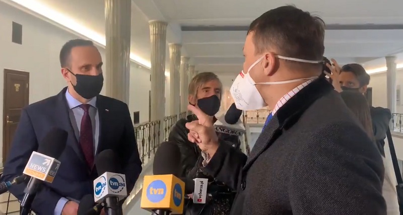 Janusz Kowalski i Radosław Sikorski w Sejmie