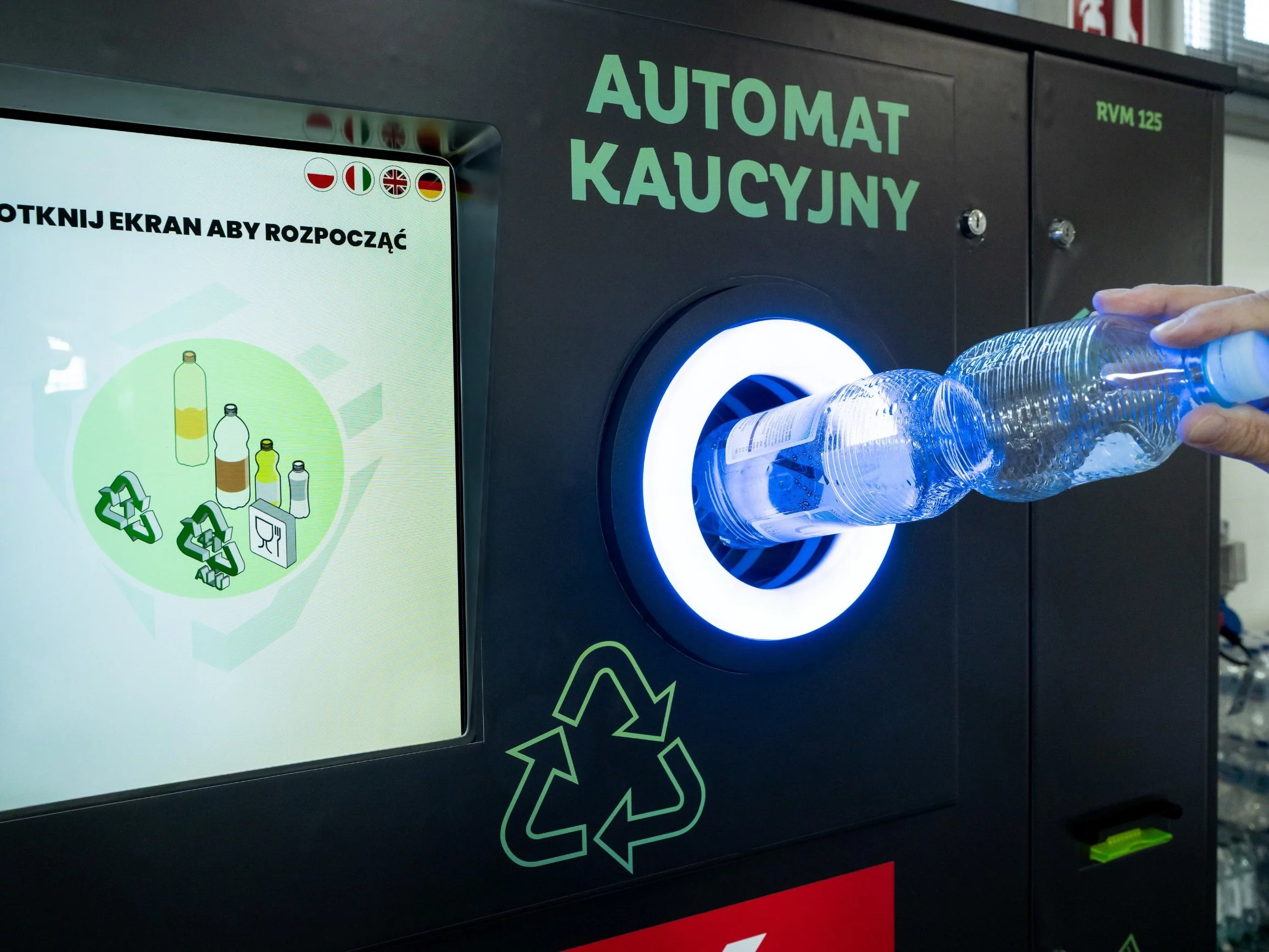 Automat kaucyjny, zdjęcie ilustracyjne