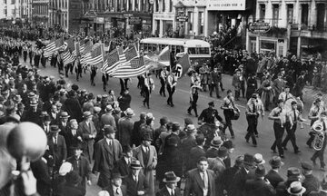 Nowojorska parada Niemiecko-Amerykańskiego Bundu, październik 1939 r. Fot: Library of Congress