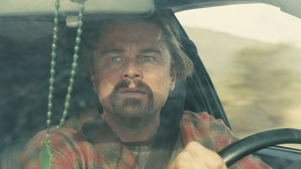 Kadr z filmu "Jedna bitwa po drugiej". Od 25.11 w CANAL+